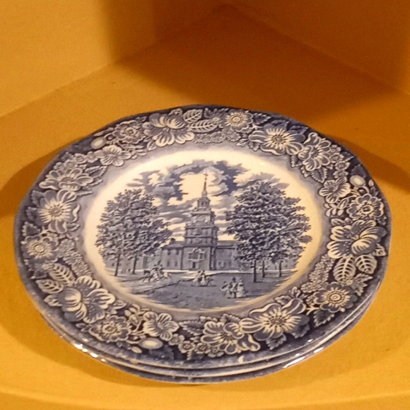 VTG- Staffordshire Liberty Blue Independence Hall Bundle 3-10" Dinner Plates. - Picture 7 of 12
